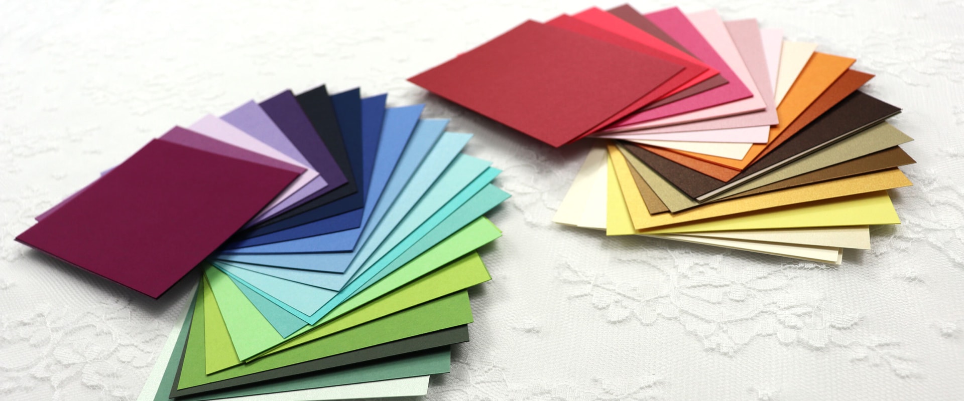 Choosing the Right Stationery for Invitations