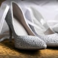Shopping for Shoes and Jewelry: Tips for the Wedding Day Look